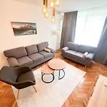 Modern Grbavica - Quiet Area & Free Parking