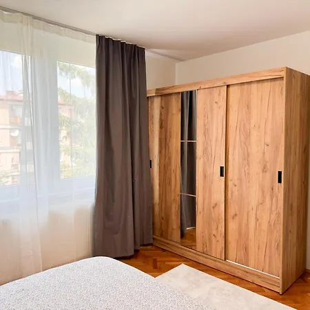 Modern Grbavica - Quiet Area & Free Parking *