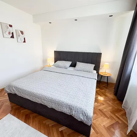 Modern Grbavica - Quiet Area & Free Parking *