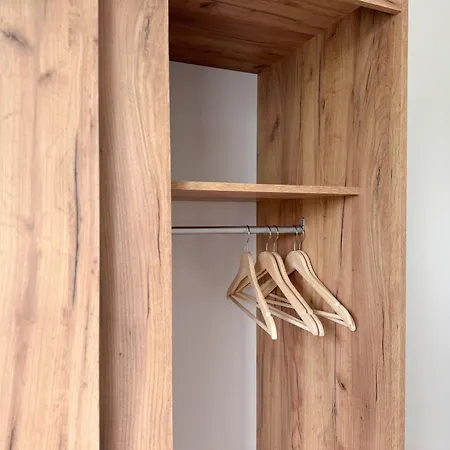 アパート Modern Grbavica - Quiet Area & Free Parking